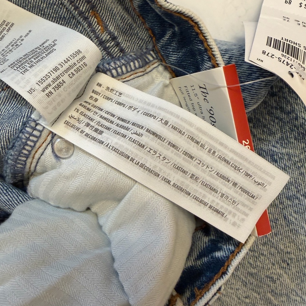 Abercrombie & Fitch Light Wash Straight Leg Jeans - Picture 7 of 10